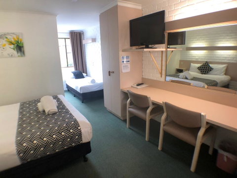 Jacaranda Place Motor Inn - Lennox Head Accommodation 1