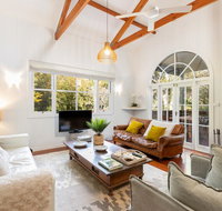 Jetty House - Lennox Head Accommodation