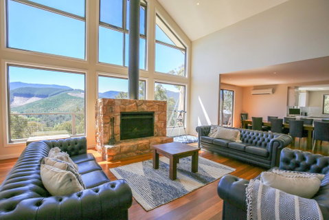 Kangaroo Lodge - Lennox Head Accommodation 0