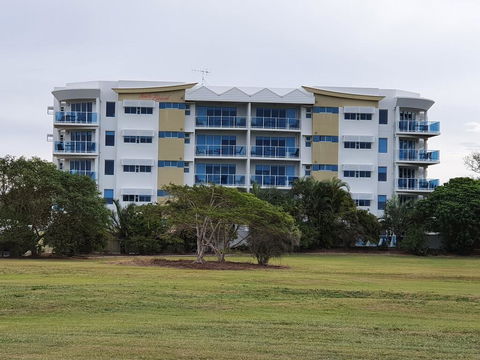 Koola Beach Apartments Bargara - Lennox Head Accommodation 1