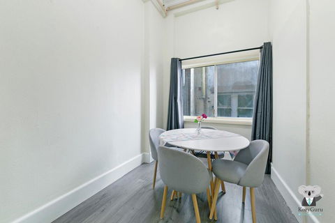 KOZYGURU Kings Cross SKY GARDEN Studio CBD - Lennox Head Accommodation 3
