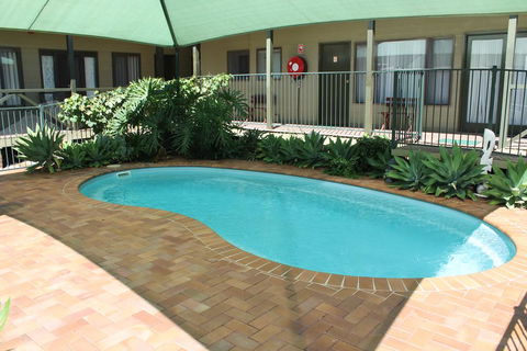 Lake Forbes Motel - Lennox Head Accommodation 1