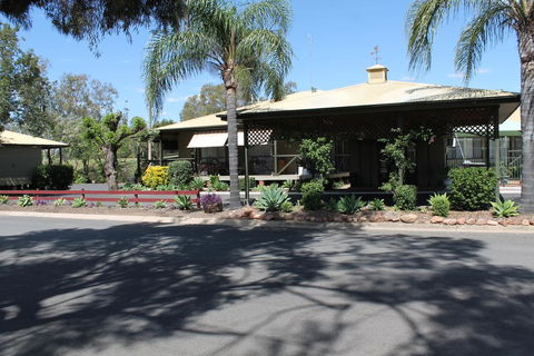 Lake Forbes Motel - Lennox Head Accommodation 0