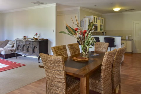 Lake Tyrrell Accommodation LTA - Lennox Head Accommodation 1