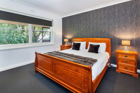 Lake Wendouree Luxury Apartments On Webster - Lennox Head Accommodation 2