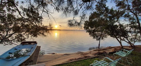 LAKEFRONT And SUNSET HAVEN - Lennox Head Accommodation 1