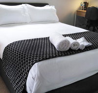 Lakeside Retreat  Business - Lennox Head Accommodation