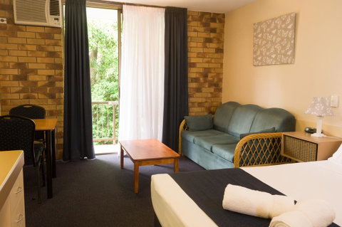 Lancaster Court Motel - Lennox Head Accommodation 1