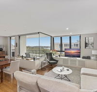 Light filled apartment with sweeping harbour views - Lennox Head Accommodation