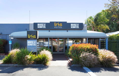 Links Hotel - Lennox Head Accommodation 1