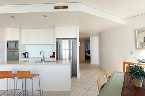 Manta Bargara - Lennox Head Accommodation 3