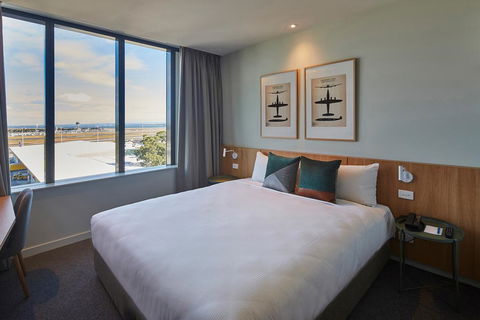 Mantra Hotel At Sydney Airport - Lennox Head Accommodation 2