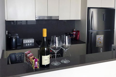 Mascot - Sydney City Views - Lennox Head Accommodation 3