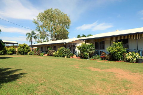 Matildas End Holiday Units - Lennox Head Accommodation 0