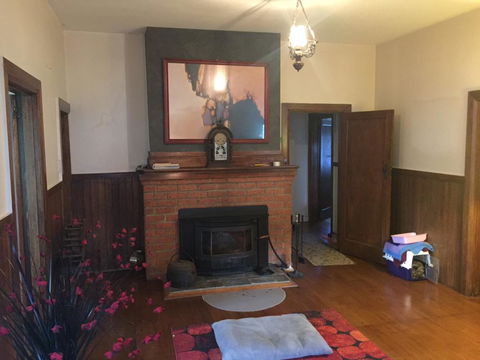 Maydena Chillhouse - Lennox Head Accommodation 3