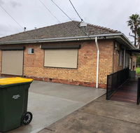 Melbourne short stay- Burwood Deakin Uni Burwood - Lennox Head Accommodation