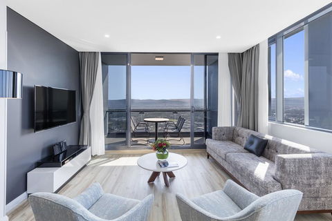 Meriton Suites Southport - Lennox Head Accommodation 0