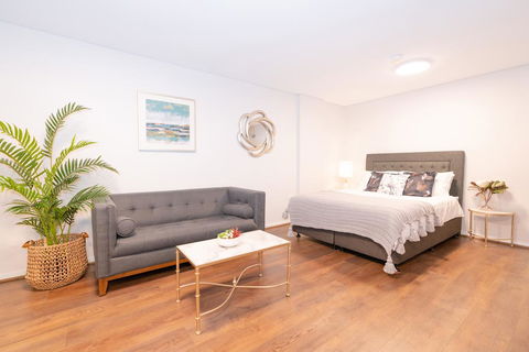MLB48-Sydney Harbour Stunning View Studio With Free Parking - Lennox Head Accommodation 1