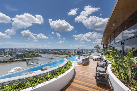 Modern Apartment In South Brisbane Infinity Pool - Lennox Head Accommodation 0