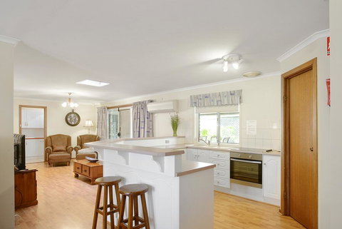 Moonta Bay Accommodation - Lennox Head Accommodation 3