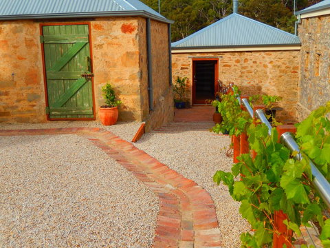 Morialta Barns - Lennox Head Accommodation 1