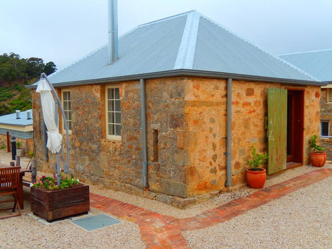 Morialta Barns - Lennox Head Accommodation 0