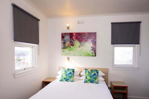 Mowbray Hotel - Lennox Head Accommodation 0