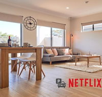 Murdoch Hospital  Uni - Netflix  WiFi - - Lennox Head Accommodation