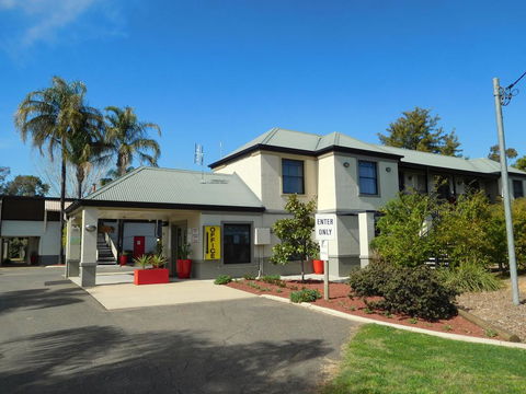 Narrabri Motel And Caravan Park - Lennox Head Accommodation 2