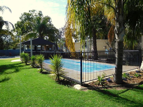 Narrabri Motel And Caravan Park - Lennox Head Accommodation 0