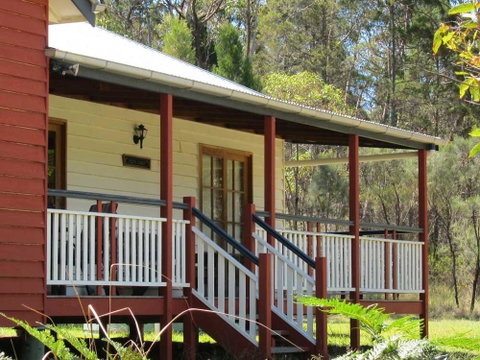 Neds Cabin - Lennox Head Accommodation 0