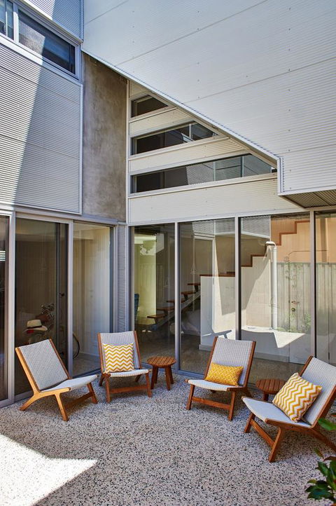 The Urban Beach House - Lennox Head Accommodation 11