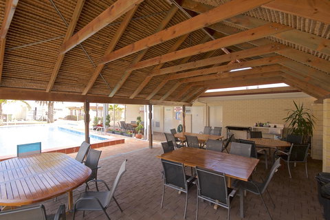Bunbury Motel And Apartments - Lennox Head Accommodation 8