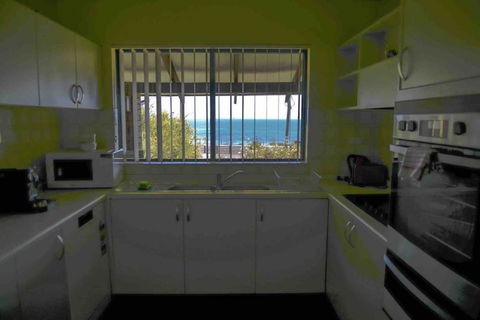 Geraldton Holliday Villas - Lennox Head Accommodation 3