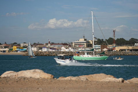 Geraldton Holliday Villas - Lennox Head Accommodation 0