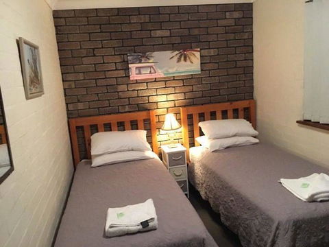 Geraldton Holliday Villas - Lennox Head Accommodation 20