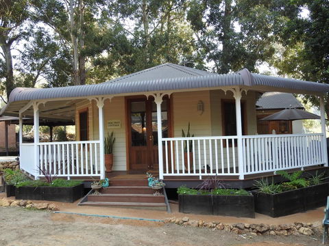 Quiet Escapes Cottages - Lennox Head Accommodation 11
