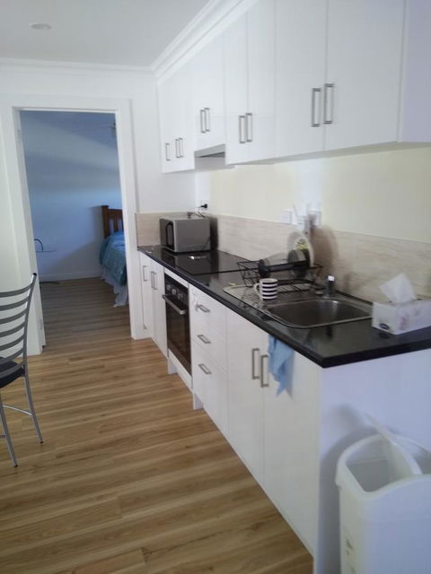 DIANELLA Budget Rooms Happy Place To Stay - Lennox Head Accommodation 33