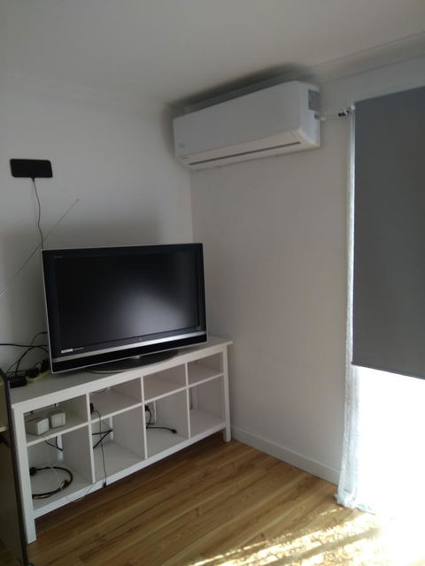 DIANELLA Budget Rooms Happy Place To Stay - Lennox Head Accommodation 32