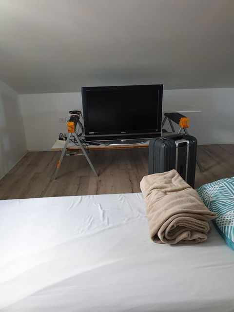 DIANELLA Budget Rooms Happy Place To Stay - Lennox Head Accommodation 6