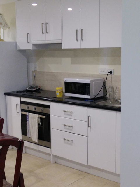 DIANELLA Budget Rooms Happy Place To Stay - Lennox Head Accommodation 25