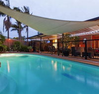 The Entertainer - Lennox Head Accommodation