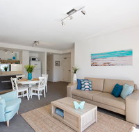 Beachside Living - South Fremantle - Lennox Head Accommodation
