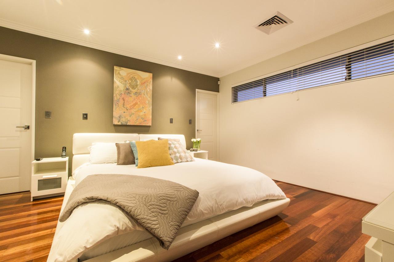Ardross WA Lennox Head Accommodation