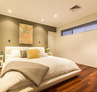 Ambar Villa Between City and Freo - Lennox Head Accommodation