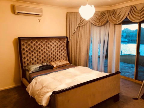 LA ANCHOR ON THE CANALS (MANDURAH) - Lennox Head Accommodation 12
