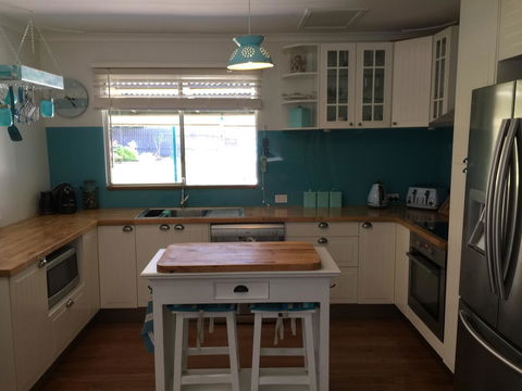 Aqua Shack Jurien Bay - Lennox Head Accommodation 1