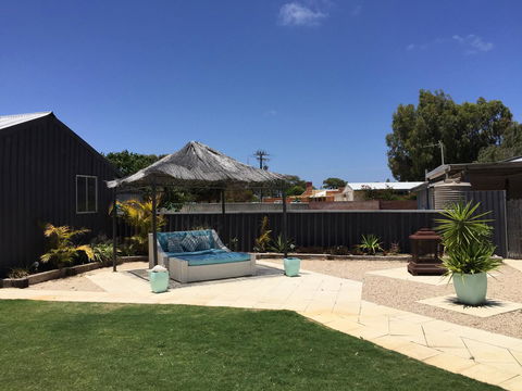 Aqua Shack Jurien Bay - Lennox Head Accommodation 7