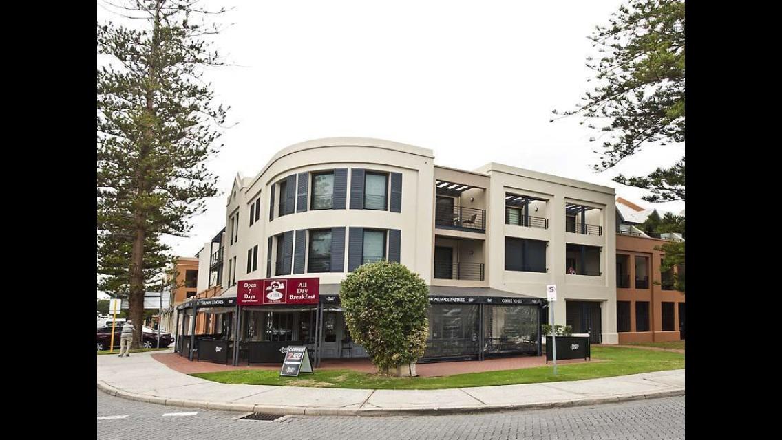 Singleton WA Lennox Head Accommodation