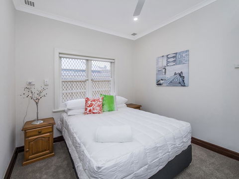 Luxury Federation Style Home - Sleeps 10 - Lennox Head Accommodation 12
